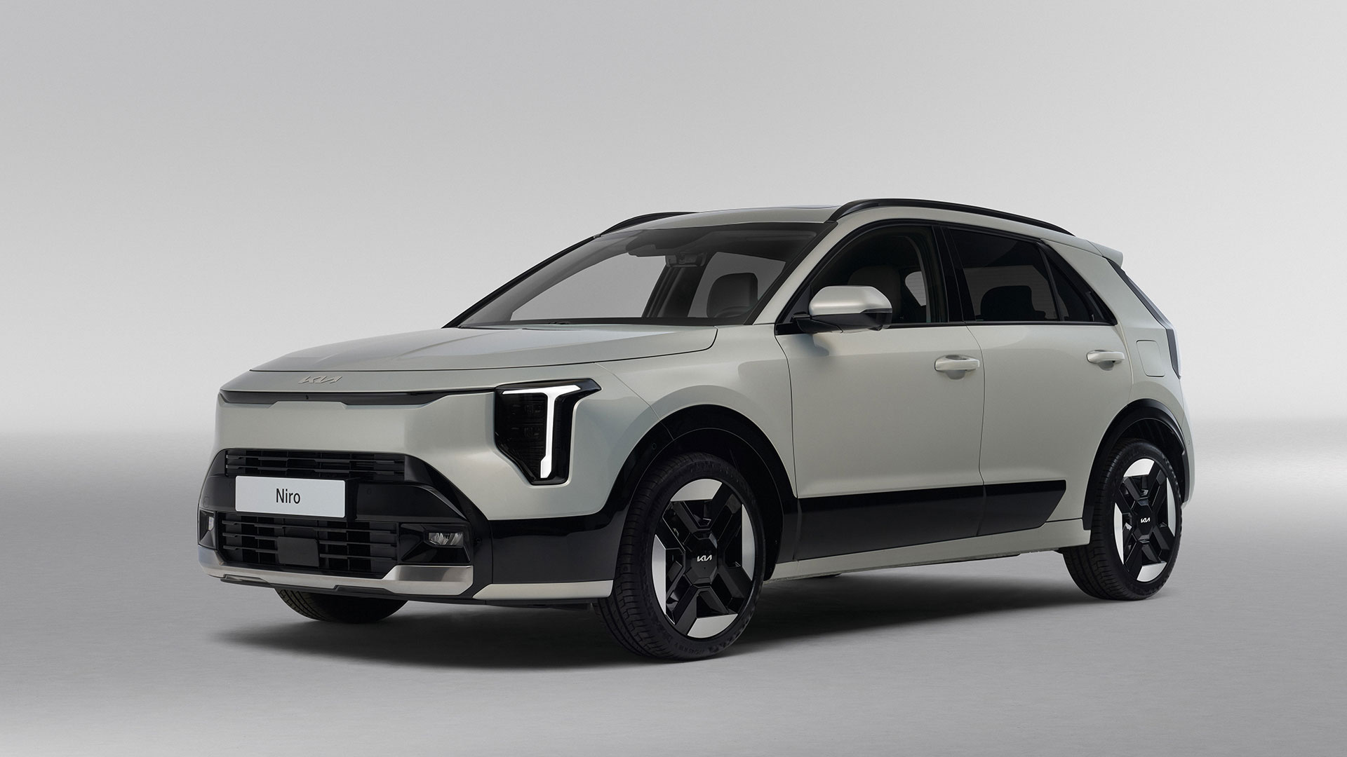 Kia dezvăluie noul Niro hibrid, consolidându-și ecosistemul electrificat din Europa către mobilitatea electrificată