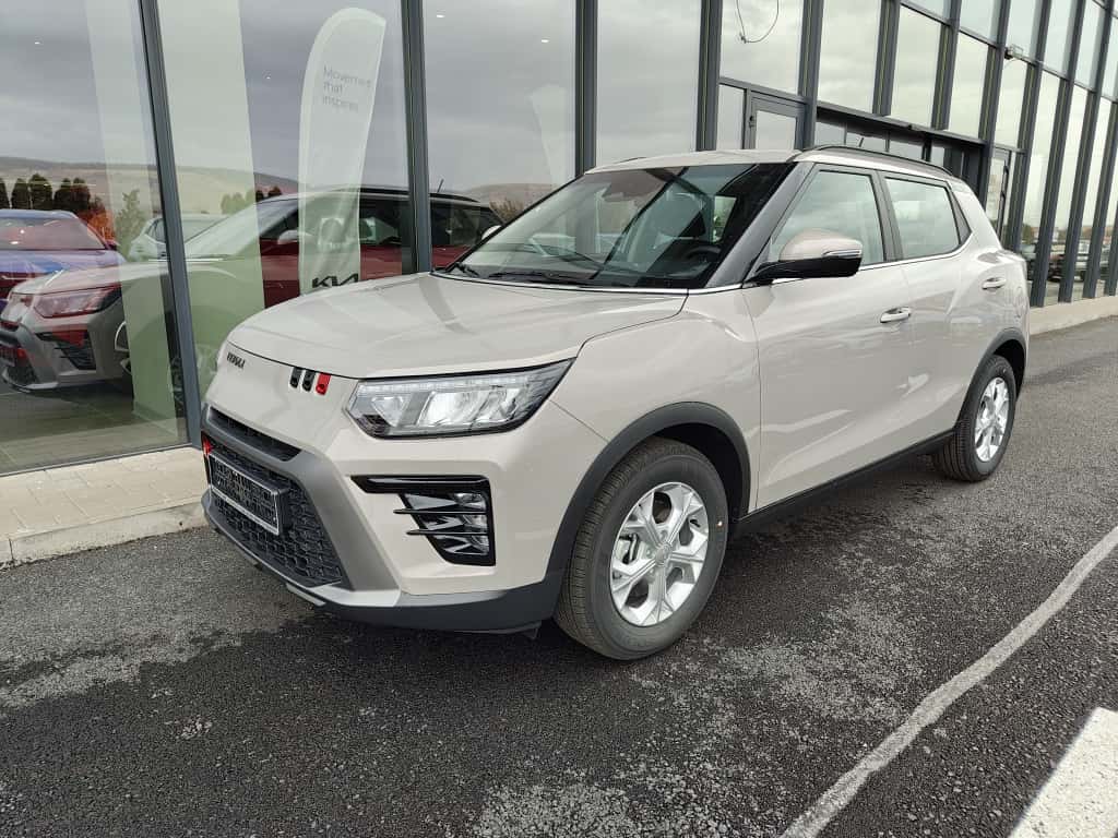 KGM Tivoli AT6 FWD Latte