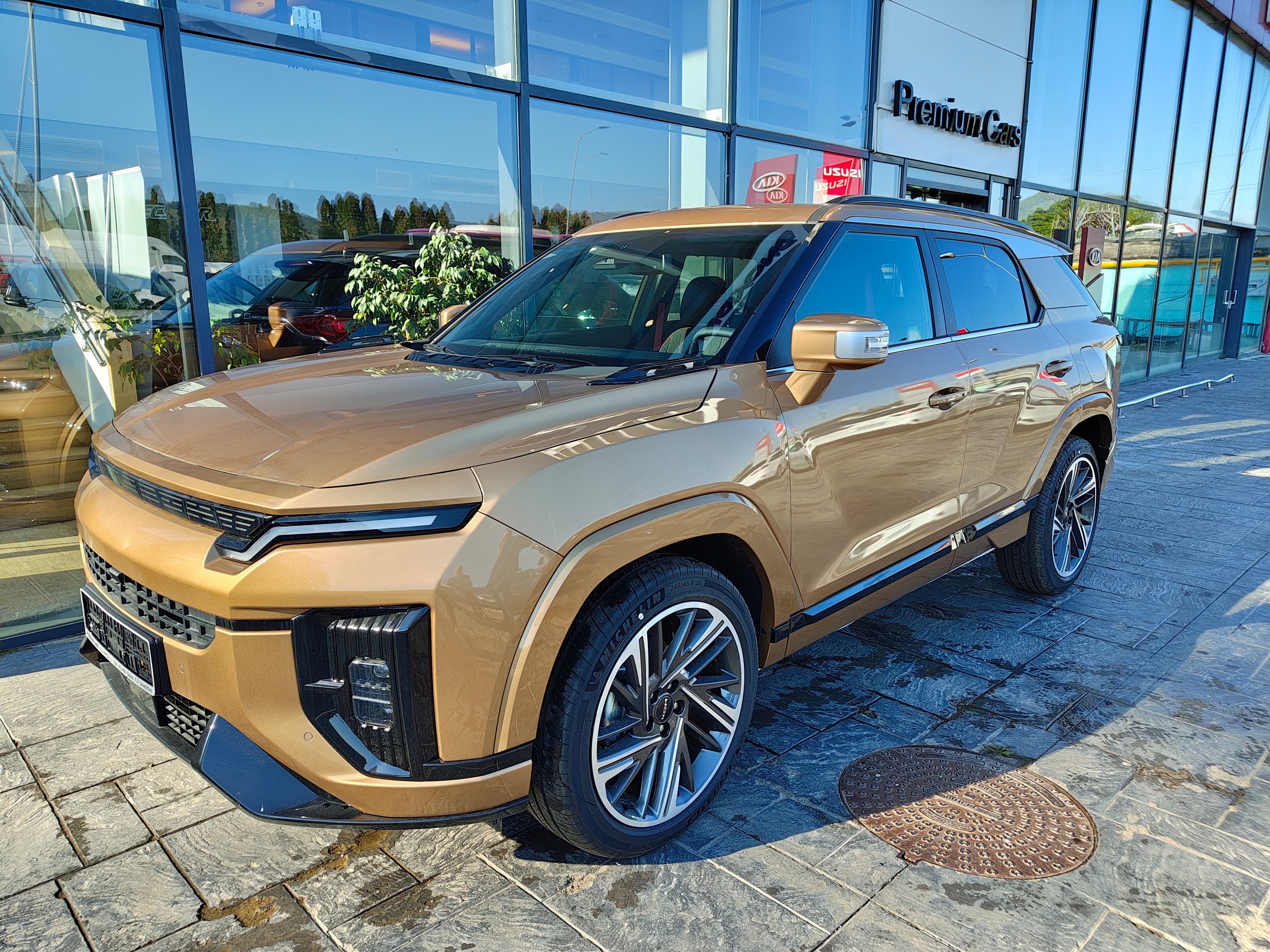 KGM ACTYON Premium AT6 AWD